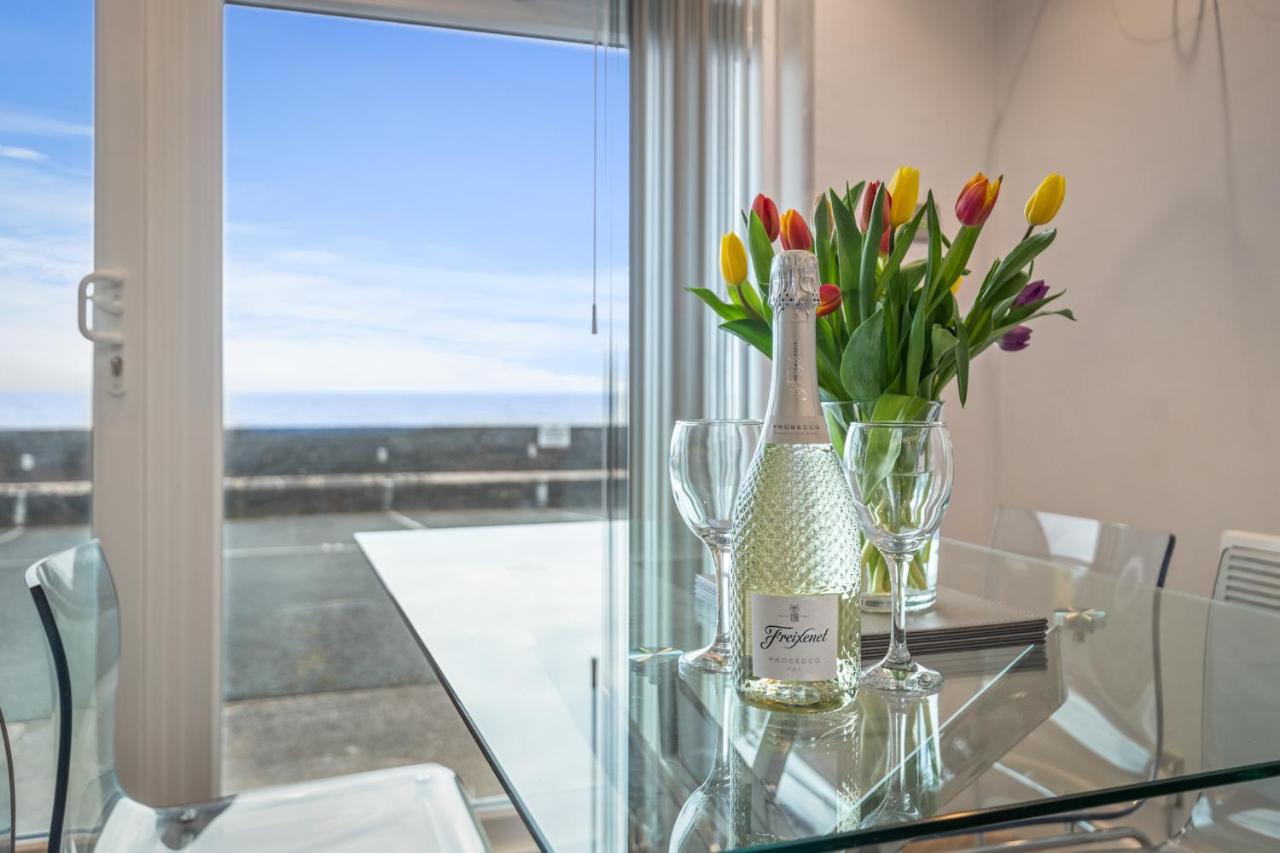 Pleasant View - Direct Beach Access, Sea Views And Parking Saundersfoot Exterior photo